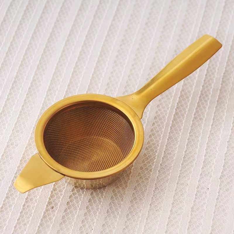 Gold and silver stainless steel mesh tea strainers for wholesale Gold and silver stainless steel mesh tea strainers for wholesale