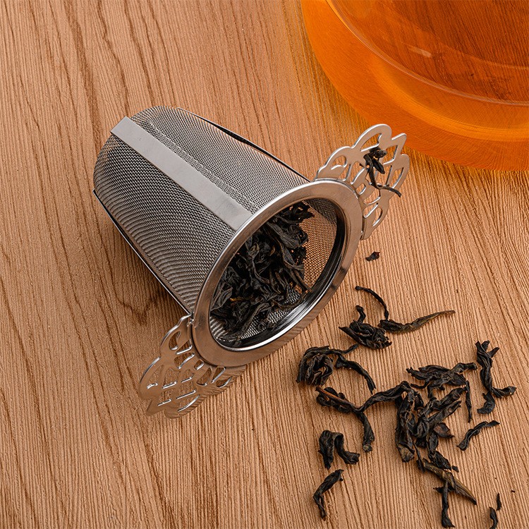 Wholesale Silver Tea Strainer with Elegant Hollow-Out Handles S0125