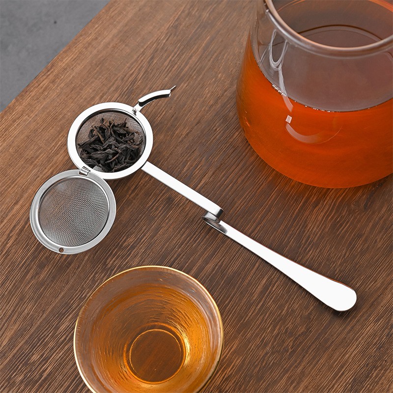 Reusable mesh tea infuser with hook handle for loose leaf tea Reusable mesh tea infuser with hook handle for loose leaf tea