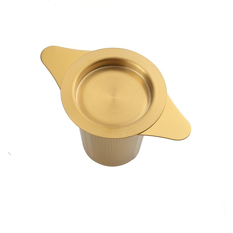 304 Stainless Steel Loose Leaf Tea Strainer with Lid and Gold PVD Finish 304 Stainless Steel Loose Leaf Tea Strainer with Lid and Gold PVD Finish